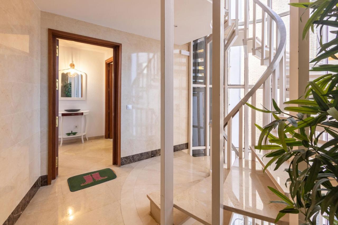 El Salvador City Center Suite By Valcambre Sevilla Eksteriør billede